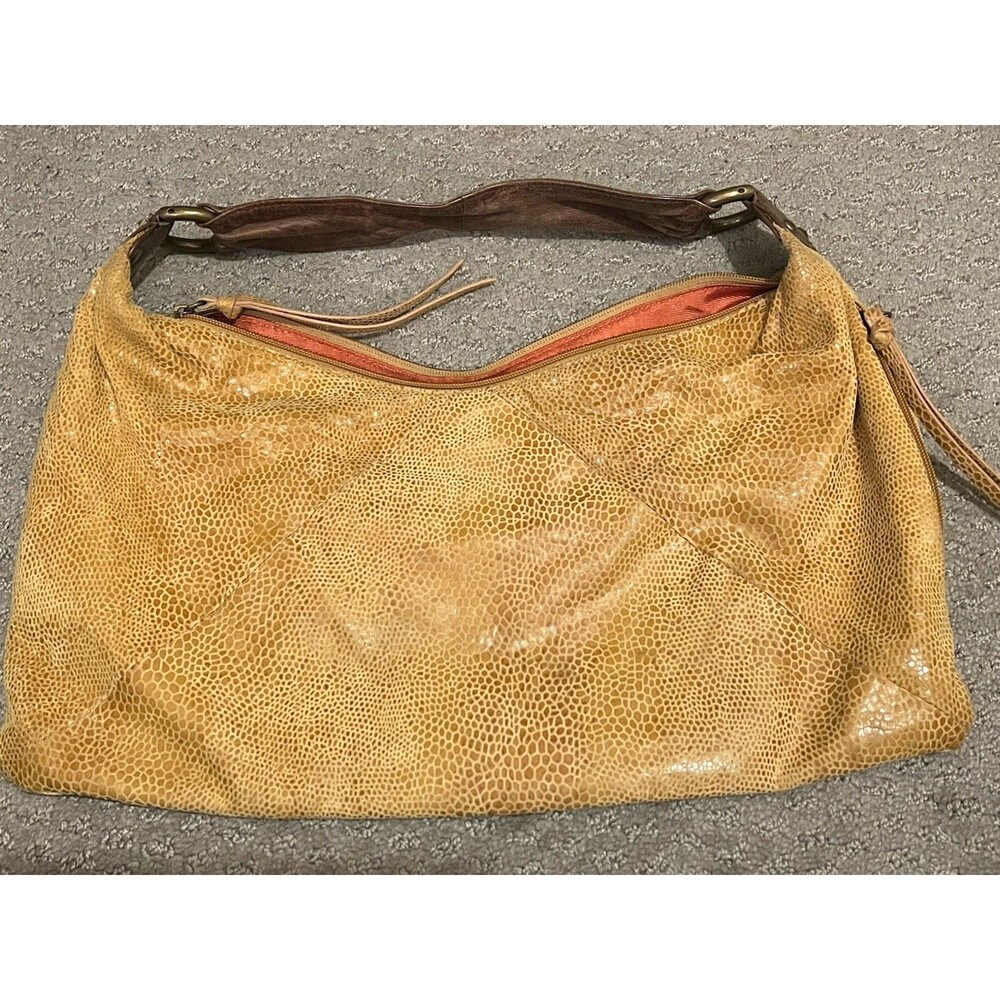 HOBO International Golden Leather Tote Bag Zip Closure Leather Handle EUC